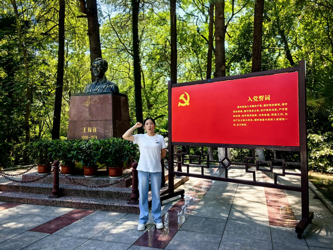 圖片5 (Copy).png