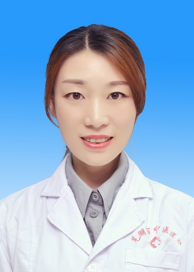 齊婭 (Copy).jpg